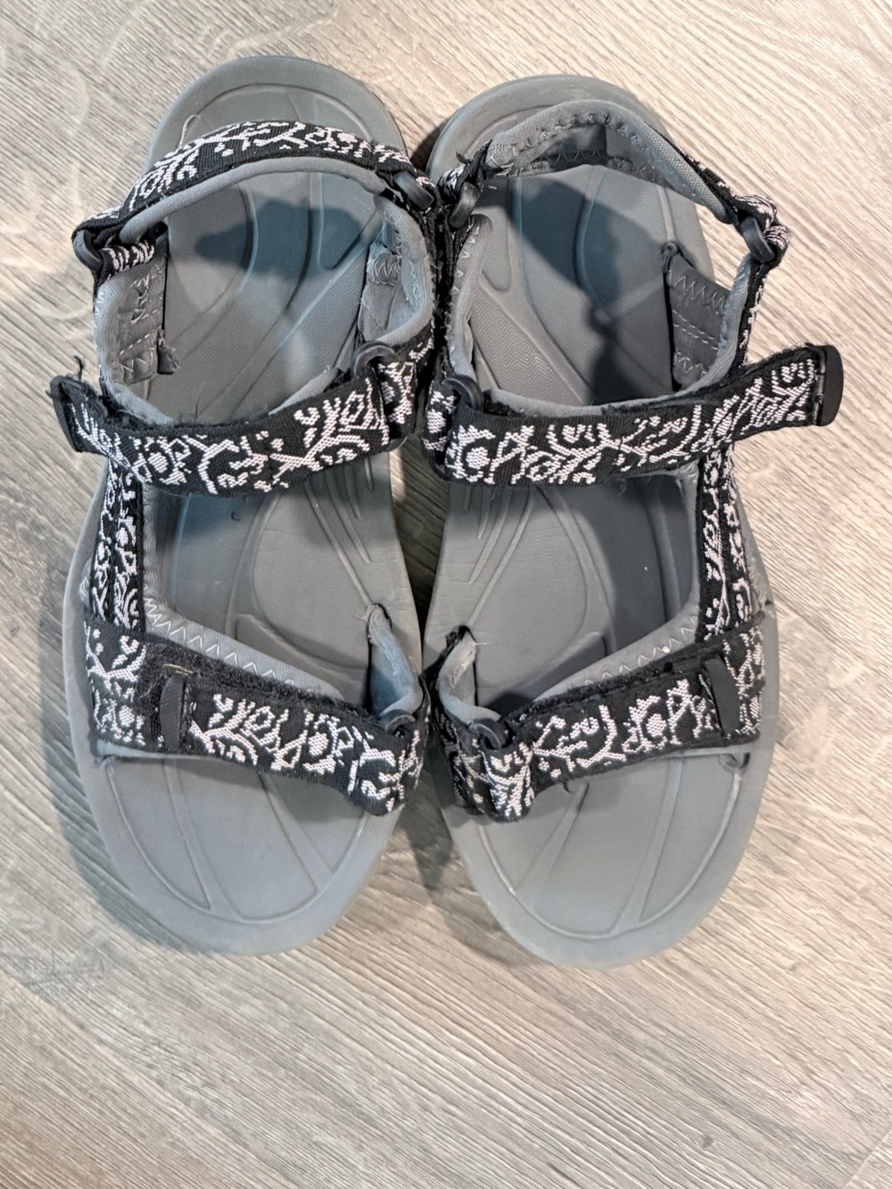 Women's Black Patterned Outdoor Sport Sandals